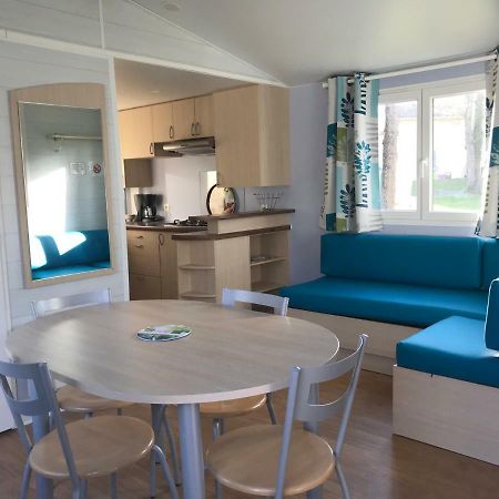Camping Les Petites Minaudieres Saint-Sauveur (Vienne) Exterior foto
