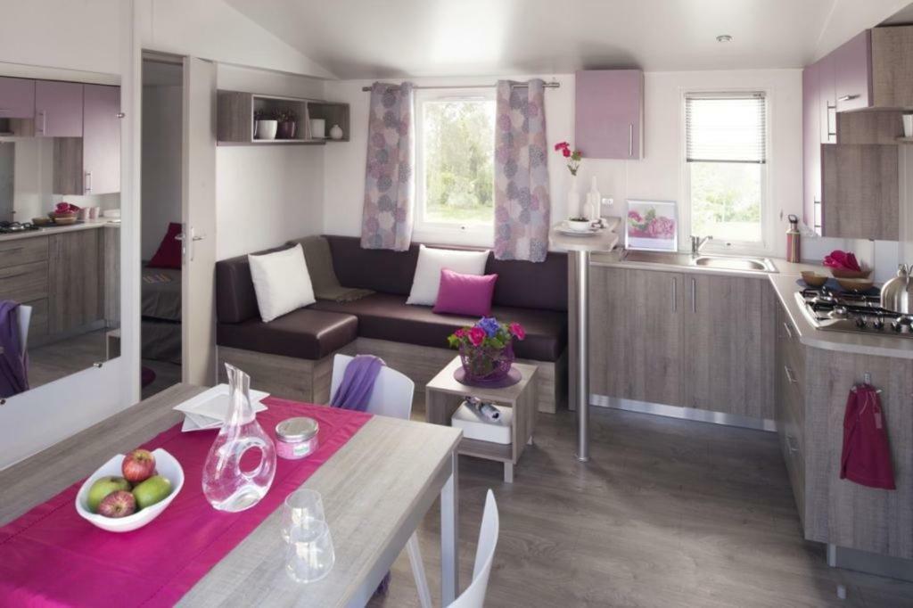 Camping Les Petites Minaudieres Saint-Sauveur (Vienne) Exterior foto